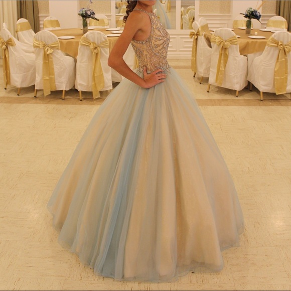 FORMAL/PROM DRESS - Picture 3 of 4